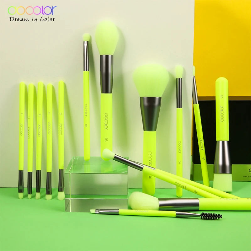 Set de 10 Pinceaux Maquillage Néon Docolor – Poils Synthétiques Professionnels