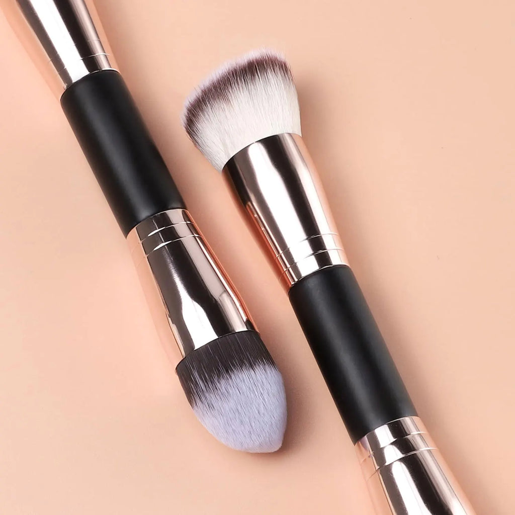 Pinceau Maquillage Double Embout – Fond de Teint, Poudre & Correcteur